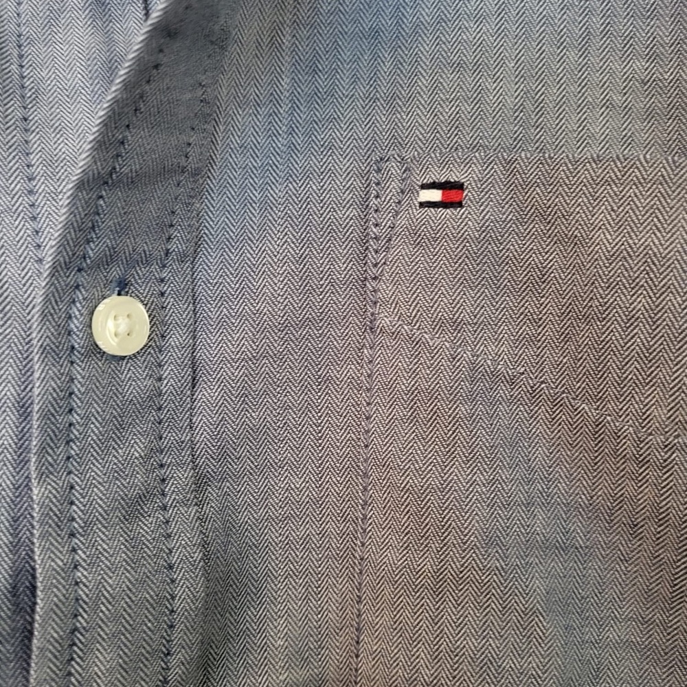 Men's Blue Button-Down Shirt Tommy Hilfiger Medium - Picture 2 of 9